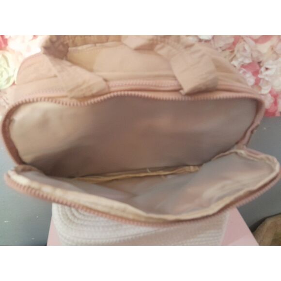 Montana West Makeup Organizer Lightweight Waterproof Compartment - Picture 5 of 7